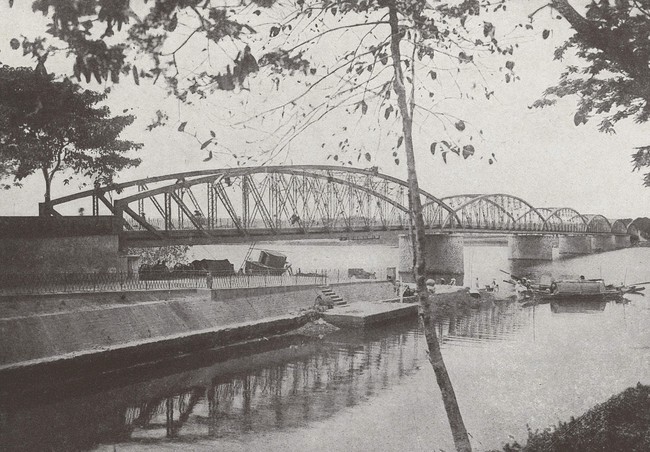 Ảnh = Ký ức = Lịch sử (kỳ 80): Cây cầu thép sớm nhất ở nước ta - Ảnh 22.