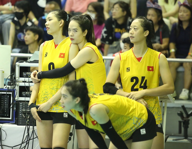 Ngôi sao hướng nội nhất tuyển bóng chuyền nữ Việt Nam hồi sinh phong độ nhờ tìm được chân ái - Ảnh 4.