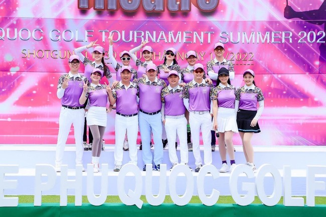 Trend du lịch golf mới kết hợp thưởng thức show diễn ca nhạc đỉnh cao tại Corona Theatre Phú Quốc - Ảnh 6.