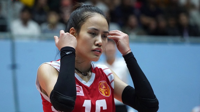 Đinh Thị Thúy: Ngôi sao có sự nghiệp lận đận nhất bóng chuyền nữ Việt Nam - Ảnh 3.