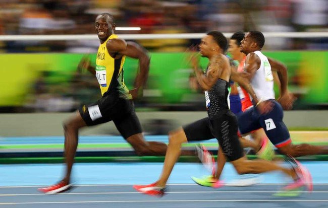 Ngày này 7 năm trước: Usain Bolt vừa cười vừa về đích, mở ra kỷ lục vô tiền khoáng hậu trong lịch sử Olympic - Ảnh 2.