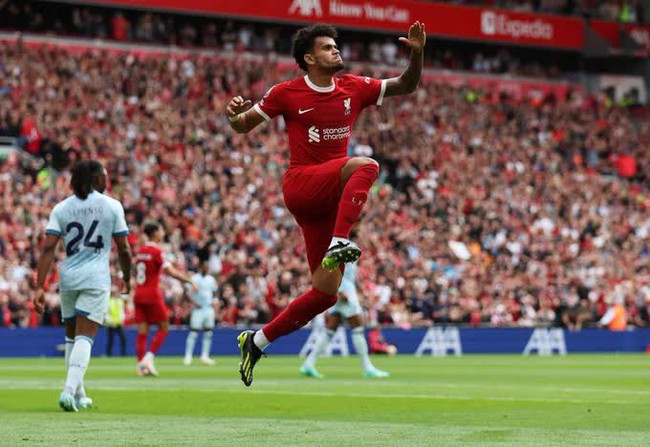 Salah ghi bàn, Liverpool bỏ túi 3 điểm trước Bournemouth trong thế 10 người - Ảnh 1.