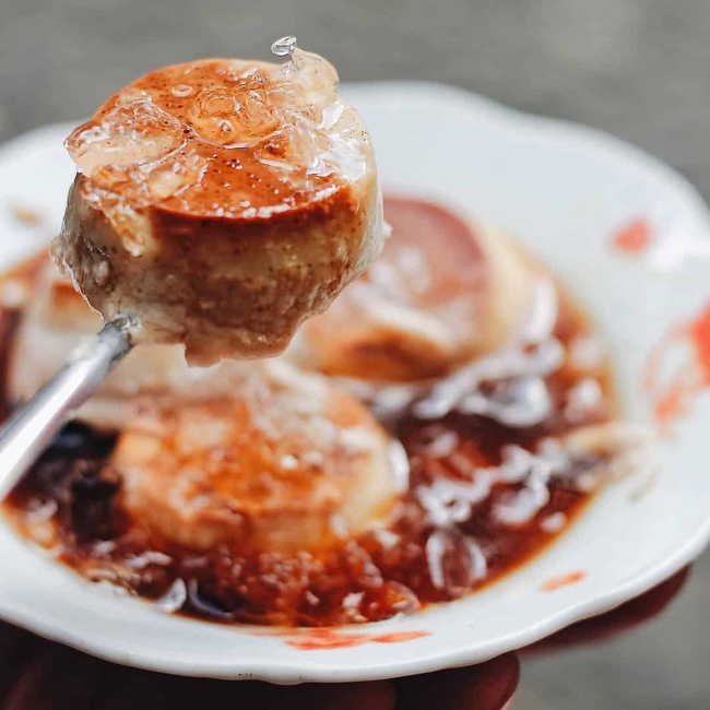 Sài Gòn nổi tiếng đồ ăn ngon, đam mê ăn vặt nhớ note 6 hẻm ẩm thực nổi tiếng này - Ảnh 10.