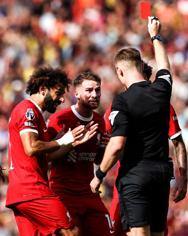 Salah ghi bàn, Liverpool bỏ túi 3 điểm trước Bournemouth trong thế 10 người - Ảnh 3.