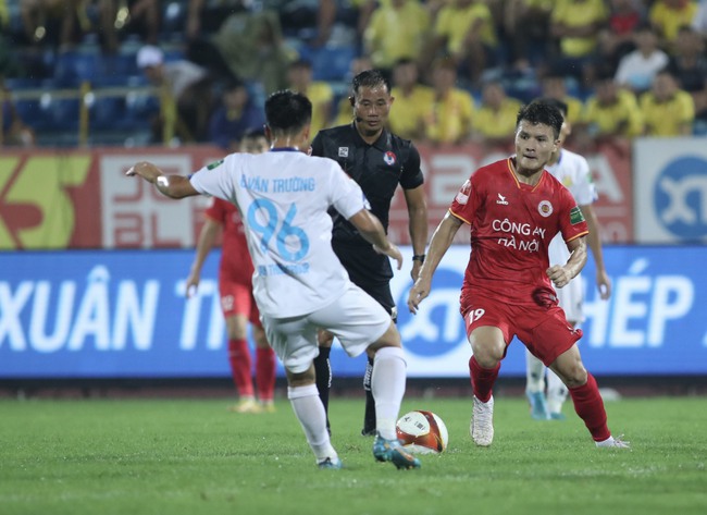 Thắng Hà Nội FC, Quang Hải giúp Công An Hà Nội xua tan tai tiếng  - Ảnh 1.
