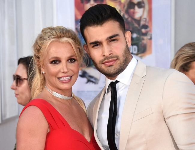 Britney Spears lần đầu lên tiếng về việc ly hôn - Ảnh 2.