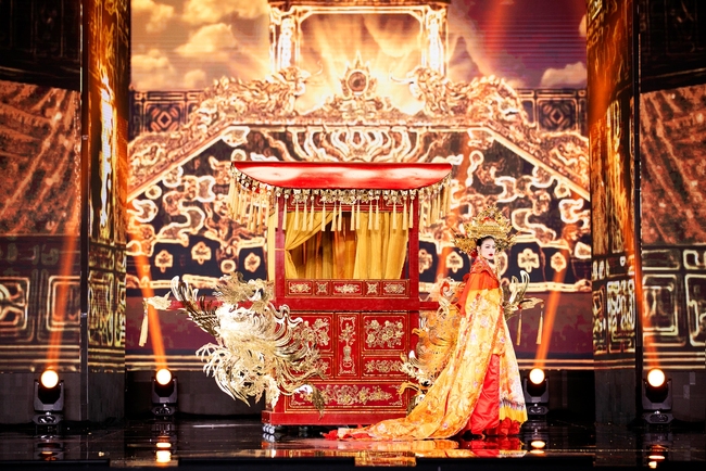 Đạo diễn Hoàng Nhật Nam: Muốn tạo bản sắc khác biệt cho đêm thi National Costume - Ảnh 5.
