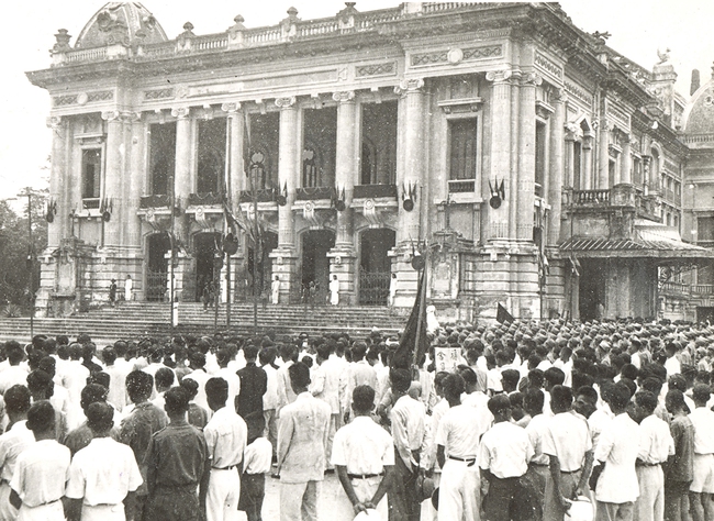 Ảnh = Ký ức = Lịch sử (kỳ 81): Cách mạng tháng Tám giải phóng những nguồn lực tinh thần của Việt Nam - Ảnh 6.