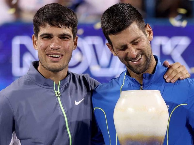 Novak Djokovic: Đã bao lâu rồi mới lại xé áo - Ảnh 4.