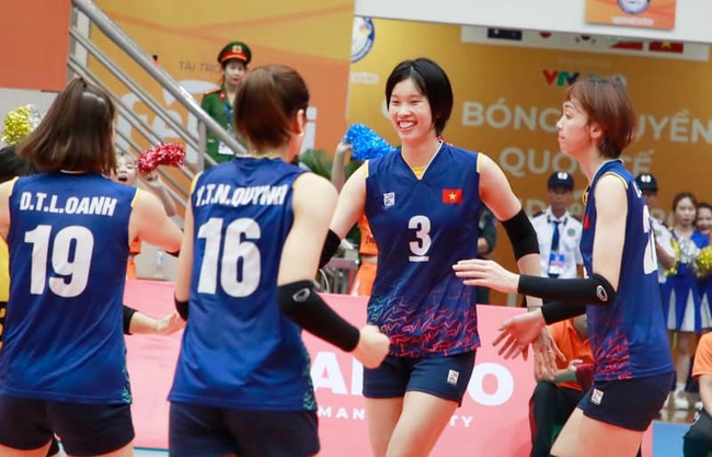 Tuyển bóng chuyền nữ Việt Nam sẵn sàng cho những trận chiến mới ở giải vô địch Châu Á 2023