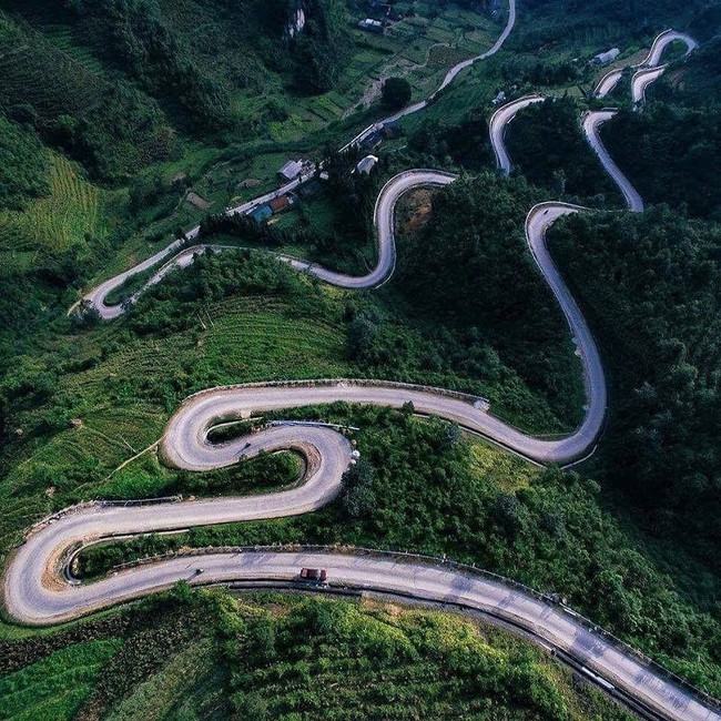 Những cung đường đẹp nhất Việt Nam, dân mê phượt nào cũng một lần đi qua - Ảnh 1.