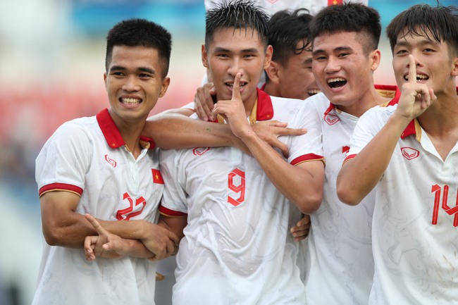 Bán kết 1 giải bóng đá vô địch U23 Đông Nam Á 2023, 16h00 ngày 24/8 sân Rayong: U23 Việt Nam – U23 Malaysia: Đo bản lĩnh nhà đương kim vô địch - Ảnh 1.