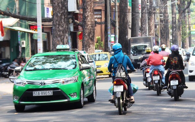 Taxi Mai Linh sẽ mua 10.000 xe Toyota chạy dịch vụ - Ảnh 1.