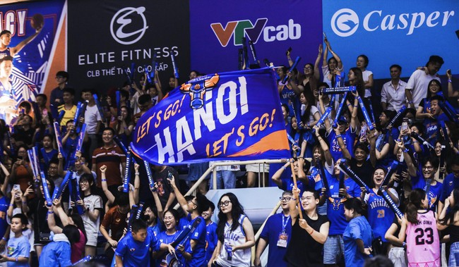Home game by Kem Tràng Tiền: Bữa tiệc giải trí đỉnh cao tri ân lượng fans kỷ lục của Hanoi Buffaloes - Ảnh 1.