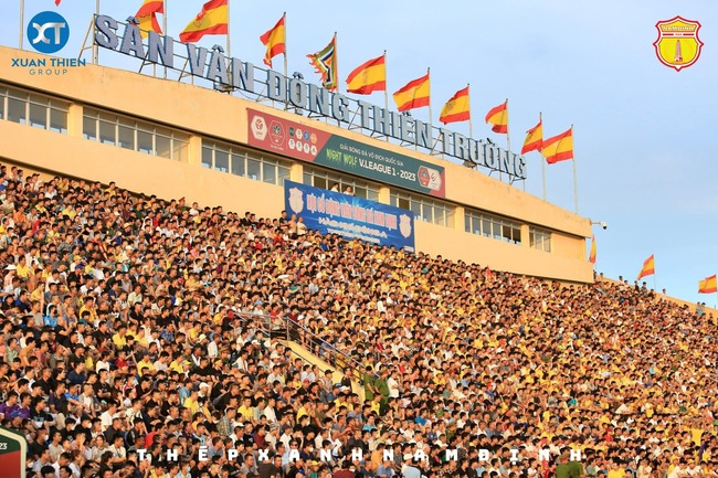 Thép Xanh Nam Định thông báo mở cửa sân trận cuối miễn phí, CĐV khen 'quá tuyệt vời' - Ảnh 2.