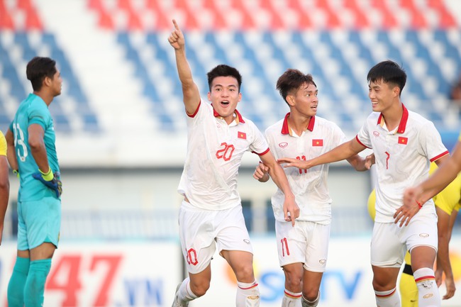 HLV Hoàng Anh Tuấn: ‘Malaysia không đủ sức ngăn chặn U23 Việt Nam’ - Ảnh 2.