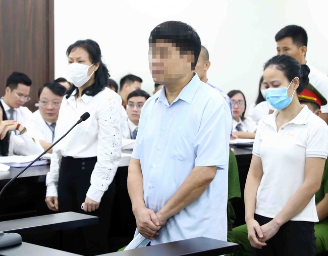 Cựu Chủ tịch UBND thành phố Hà Nội Nguyễn Đức Chung hầu Tòa trong vụ án thứ tư - Ảnh 1.