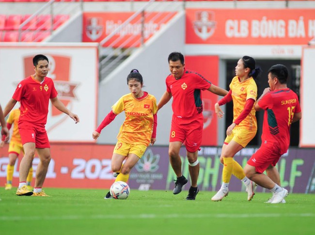 Bóng đá Việt Nam 27/8: HLV Shin Tae-yong giải thích lý do chọn thủ môn đá luân lưu - Ảnh 6.