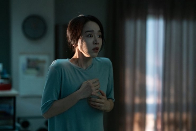 Từ nữ phụ tầm thường đến ngôi sao chói lọi: Shin Hye Sun trở lại với phim 'Target' - Ảnh 1.