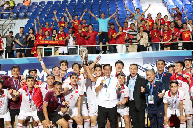 U23 Việt Nam ăn mừng chức vô địch U23 Đông Nam Á 2023. Ảnh: Song Ngọc