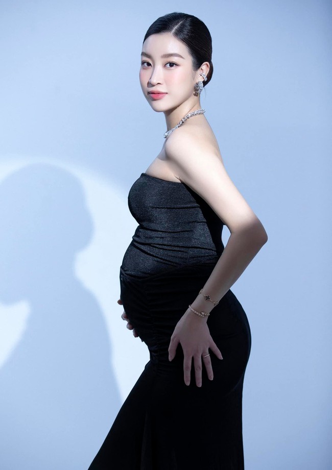 Hoa hậu Đỗ Mỹ Linh khoe ảnh bầu sau 2 tháng sinh con - Ảnh 5.