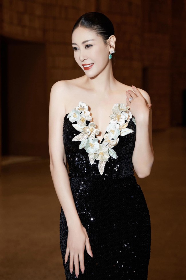 Hoa hậu Hà Kiều Anh sau 31 năm đăng quang vẫn sở hữu nhan sắc vạn người mê  - Ảnh 9.
