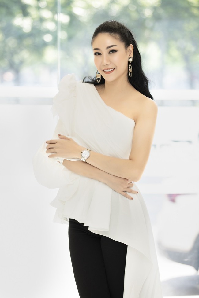 Hoa hậu Hà Kiều Anh sau 31 năm đăng quang vẫn sở hữu nhan sắc vạn người mê  - Ảnh 7.