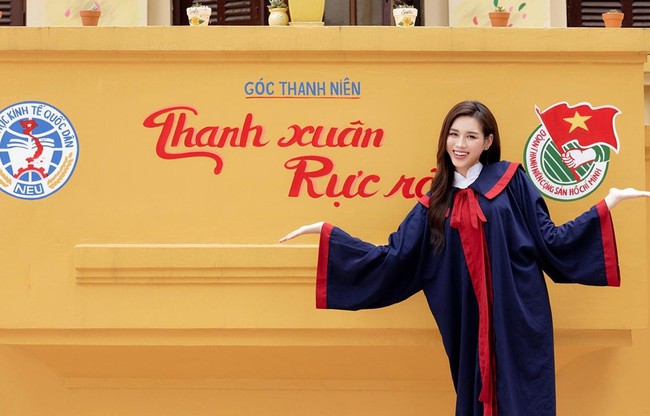 Nhan sắc ngày tốt nghiệp của Hoa hậu Đỗ Thị Hà gây 'choáng' - Ảnh 3.