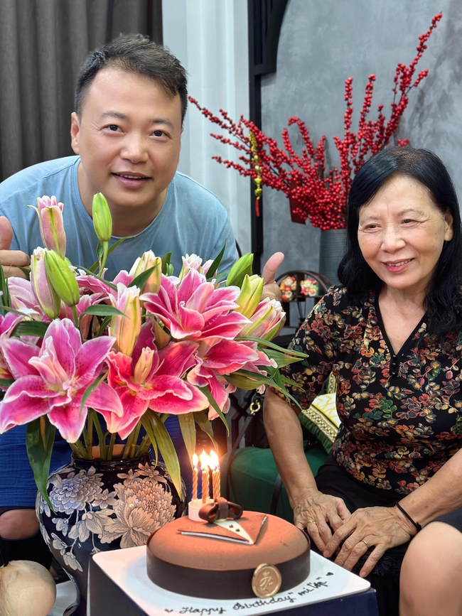 Phương Oanh đăng ảnh 'lầy lội' mừng sinh nhật Shark Bình khiến fan cười không ngớt - Ảnh 4.