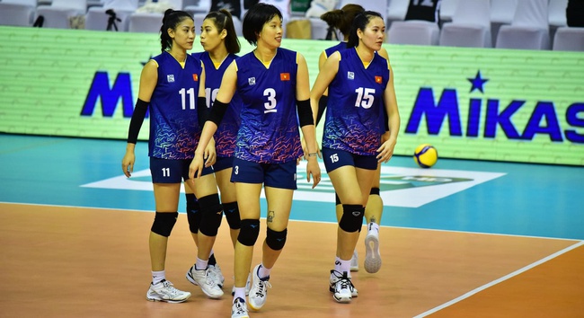 Tuyển Việt Nam xuất sắc đánh bại Hàn Quốc 3-2 ở giải vô địch bóng chuyền nữ Châu Á 2023
