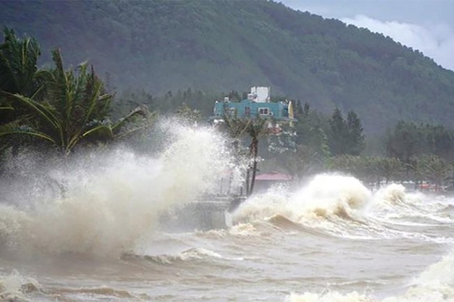 Các tỉnh, thành phố từ Quảng Ninh đến Quảng Ngãi chủ động ứng phó với bão số 3 - Ảnh 2.