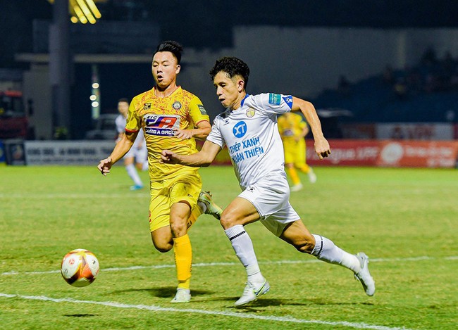Không phải Xuân Tiến, Văn Khang, chỉ một ngôi sao U22 Việt Nam lọt TOP đội hình tiêu biểu V-League 2023 - Ảnh 1.