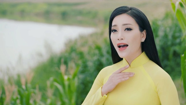 Huyền Trang ra mắt MV 'Quê ơi' đánh dấu 10 năm giành Quán quân Sao Mai - Ảnh 5.
