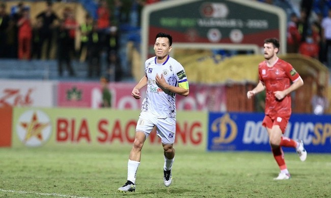 Đội trưởng Hà Nội Văn Quyết không tin tưởng trọng tài ngoại trước trận gặp CAHN - Ảnh 2.