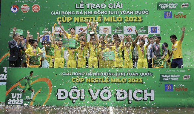 Giải bóng đá Nhi đồng toàn quốc Cúp Nestlé MILO 2023: Navy Phú Nhuận đăng quang ngôi vô địch. - Ảnh 2.