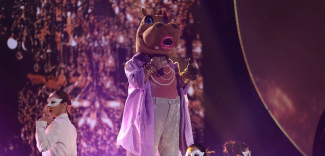 Ca sĩ mặt nạ mùa 2: Ưng Hoàng Phúc lộ diện, Hippo được so với Mariah Carey - Ảnh 3.