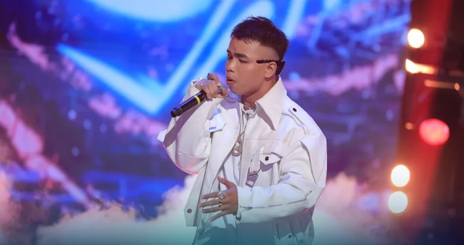 Rap Việt mùa 3 tập 11: Liu Grace bước vào chung kết, HIEUTHUHAI giật spotlight - Ảnh 8.