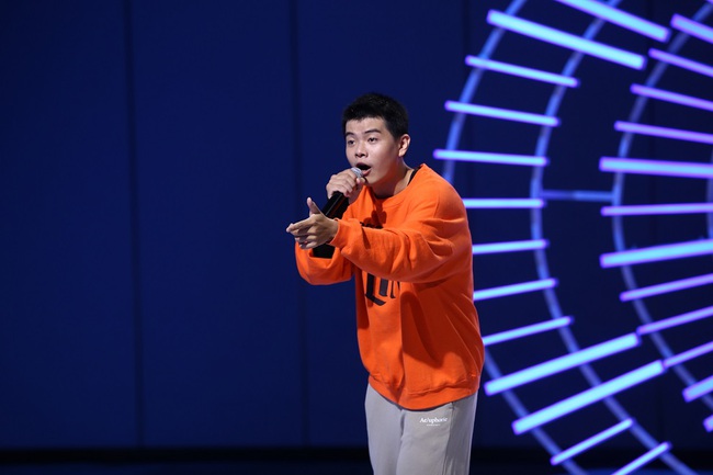 Vietnam Idol 2023 tập 5: Mỹ Tâm ‘quay xe’ trao vé vàng, Quang Dũng nghẹn ngào - Ảnh 5.