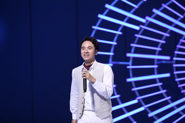 Vietnam Idol 2023 tập 5: Mỹ Tâm ‘quay xe’ trao vé vàng, Quang Dũng nghẹn ngào - Ảnh 14.