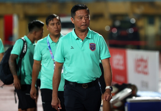 Đua trụ hạng V-League 2023: HLV Lê Huỳnh Đức nhắc bài học Nam Định cho cầu thủ B.Bình Dương - Ảnh 1.