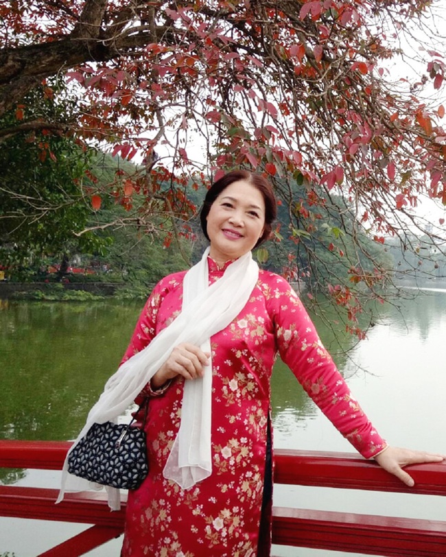 Vẻ đẹp của 'mỹ nhân Hà Thành' NSƯT Lê Vân vẫn khiến bao người nhớ nhung - Ảnh 8.