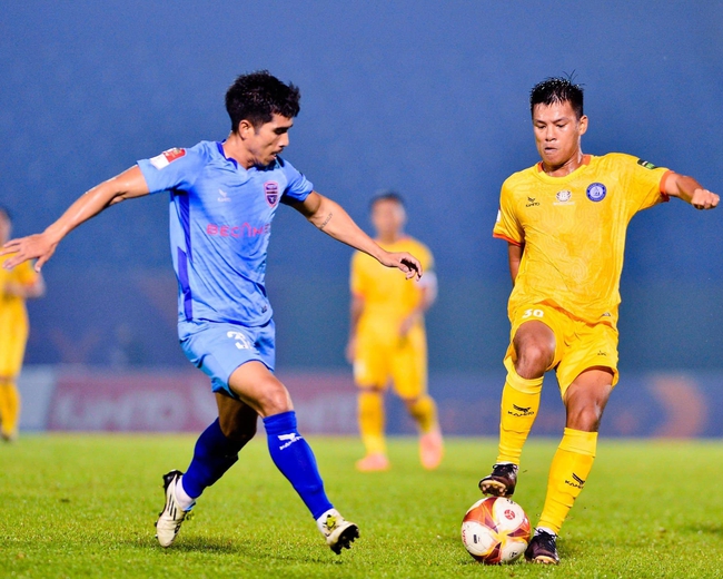 Nhận định, nhận định bóng đá TPHCM vs Bình Dương (17h00, 11/8), vòng 5 giai đoạn 2 V-League - Ảnh 2.