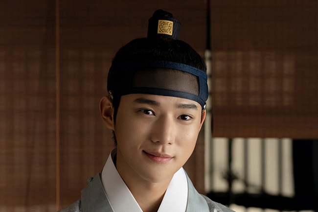 7 thái tử 'gây thương nhớ' trong phim Hàn: Lee Jun Ho, Park Bo Gum... - Ảnh 8.