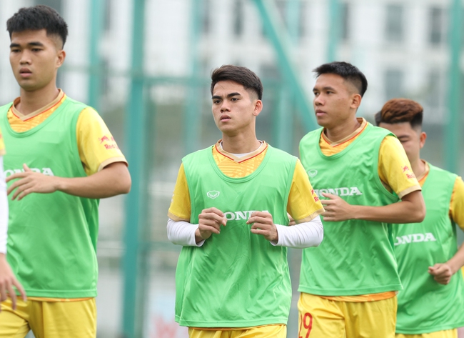 U23 Việt Nam trước giải U23 Đông Nam Á 2023: Gánh nặng thành tích - Ảnh 1.