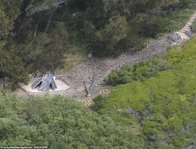 Khu nghỉ dưỡng trị giá 20 triệu USD của Brad Pitt, đúng là 'thiên đường' bên bờ biển - Ảnh 1.