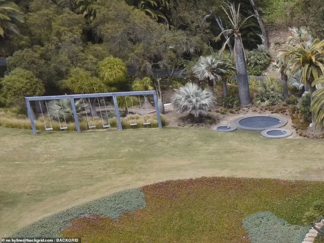 Khu nghỉ dưỡng trị giá 20 triệu USD của Brad Pitt, đúng là 'thiên đường' bên bờ biển - Ảnh 2.
