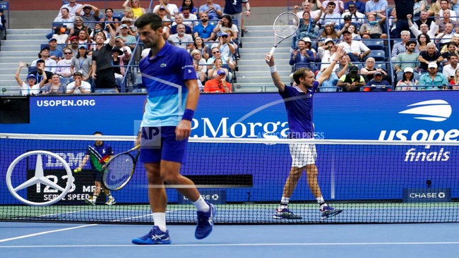 Nhận định Djokovic vs Medvedev, chung kết US Open 2023: Vinh quang cho người bản lĩnh hơn - Ảnh 4.