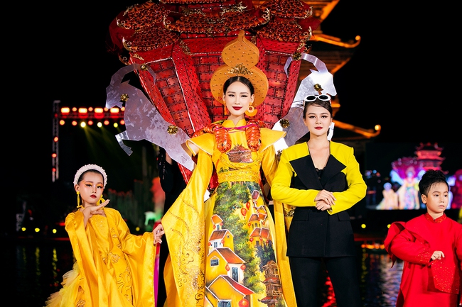Dàn Hoa, Á hậu hội tụ tại show thời trang 'Tinh hoa cố đô' của NTK Thạch Linh tại Ninh Bình - Ảnh 8.