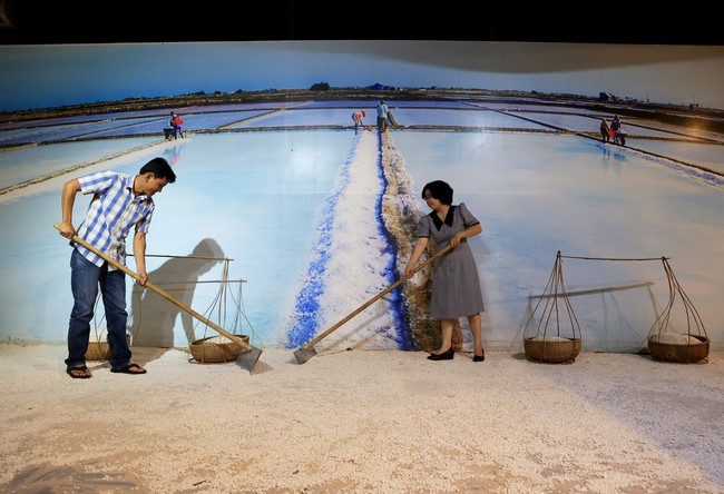 Bảo tàng nước mắm Làng Chài Xưa độc đáo duy nhất tại Việt Nam - Ảnh 7.
