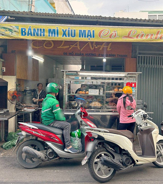 Top 10 quán bánh mì Sài Gòn có kiểu biến tấu nhân độc lạ, chất lượng đều được khen hết lời - Ảnh 5.
